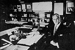 1919년 터널의 초대 엔지니어이자 이름의 유래가 된 클리포드 밀번 홀랜드