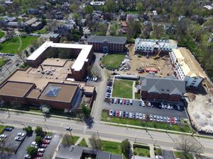 2016년 4월 캠퍼스 주거 지역 건설 현장