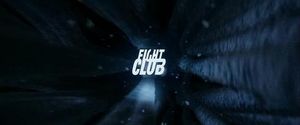 L-시스템을 사용하여 매핑된 뇌의 신경망을 나타내는 《파이트 클럽》의 오프닝 장면. 내레이터의 공포 충동에 의해 사고 과정이 시작된다.