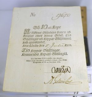 위조범에게 사형을 선고하는 1803년 스웨덴 10 리크스달러 지폐.