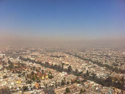 멕시코시티를 뒤덮은 광화학 스모그