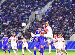 알미나 SC가 라이벌 나프트 알-바스라를 상대로 2024년 4월에 열린 경기에서, 이는 바스라 더비로 알려져 있다.