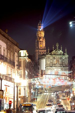 바로크 양식의 클레리구스 교회와 탑