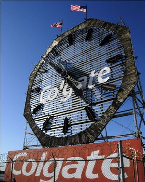 2009년의 콜게이트 시계