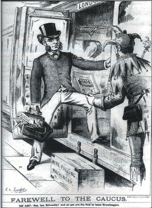 "코커스에 작별": 영국 국민 자유 연맹의 사무총장인 프랜시스 슈나드호스트가 아일랜드 자치법안 문제로 당이 분열된 후 버밍엄을 떠나 런던으로 향하는 1886년 만평. 그의 짐에는 "코커스"라고 적힌 두루마리, 여러 개의 끈 인형, "선거 조작 기계" 상자가 있는데, 이는 모두 그가 정치적 배후 조종자라는 평판을 암시한다.