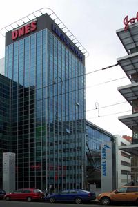 프라하에 있는 리도베 노비니와 Mladá fronta Dnes의 본사