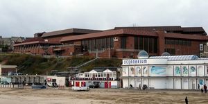 본머스 국제 센터와 본머스 해양 수족관