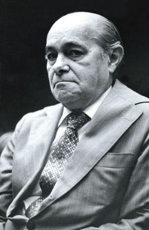 1979년 미나스제라이스주 상원의원 시절의 네베스