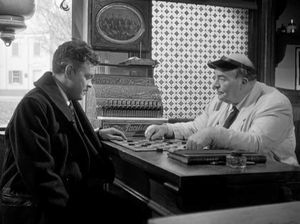 웰스와 빌리 하우스, 이방인