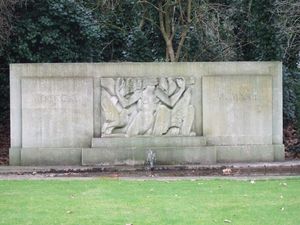 제이콥 엡스타인의 하이드 파크 조각상 Rima