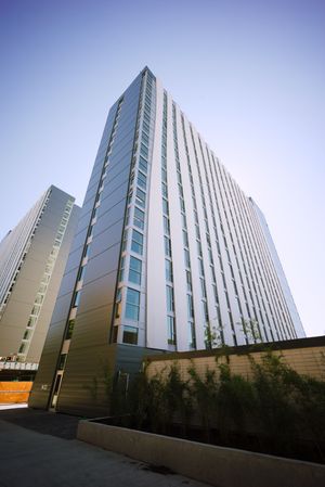 오차드 커먼스, 브레이번 하우스