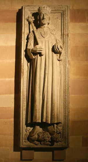 슈파이어 대성당에 있는 루돌프의 사리탑