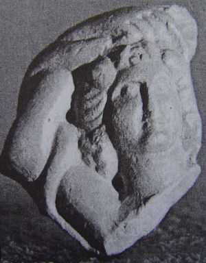 제문에서 발견된, 그리스 신화의 마이아스의 석상