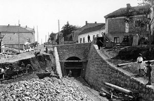 추카리차의 터널 건설, 1926-1928