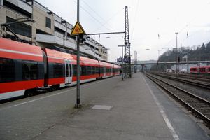 지겐역의 라인-지크-익스프레스