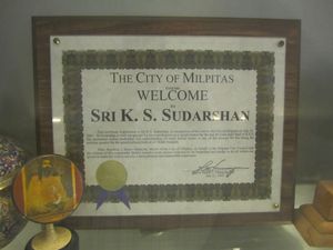 미국 캘리포니아주 밀피타스 시에서 K Sudarshan에게 보내는 환영 메시지