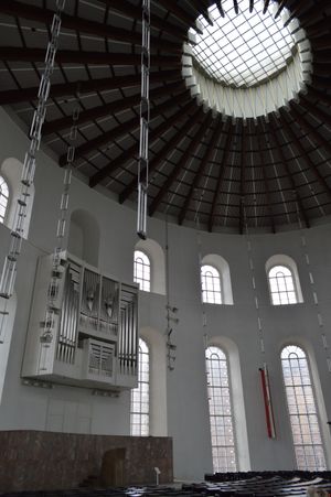 파울 교회의 내부 원형 홀