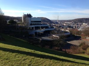 부퍼탈-엘버펠트 서쪽 방향에서 본 대학교 구내식당