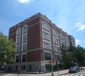 PS 93, 프레스콧 학교