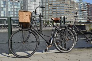 암스테르담 프린스 헨드릭카데의 자전거