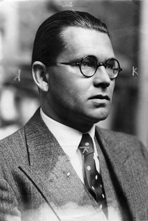 NSDAP 제국지도자 필리프 보울러, T4 작전의 책임자 중 한 명