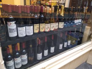 카디프에서 판매되는 현대 웨일스 와인