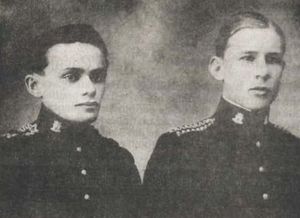 카스텔루 브랑쿠(왼쪽)와 아마우리 크루엘은 1912~1917년경 포르투 알레그리 육군사관학교에 재학 중이다.