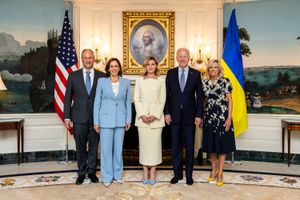올레나 젤렌스카, 미국 대통령 조 바이든과 미국 영부인 질 바이든, 미국 부통령 카멀라 해리스와 미국 세컨드 젠틀맨 더그 엠호프