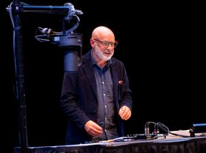 브라이언 이노 - 바비칸 센터 - 2022년 10월 23일