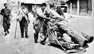 1948년 4월, 하이파에서 추방되는 팔레스타인인