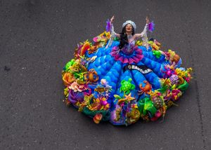 파시가르보 사 수그보 2019에서 반타얀을 대표하는 팔라워드 축제 여왕과 그녀의 분견대