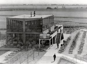 1931년 공항 레스토랑