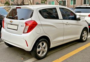 쉐보레 더 넥스트 스파크 후측면