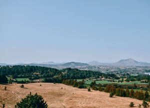 제주 올레길 01코스에서 본 오름(화산 원뿔형 언덕)