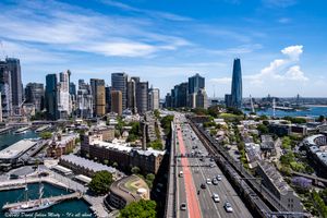 남쪽 교각에서 본 다리 차도