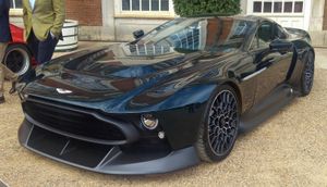 2020년식 애스턴 마틴 빅터