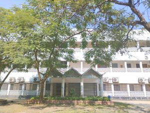 다카 대학교 법학과