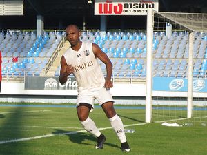 플로랑 시나마 퐁골레는 클럽 역대 최다 득점자(33골)이다.