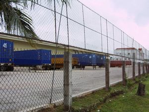 사이판 의류 공장 로딩 램프, 2006.