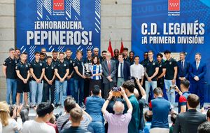 2024년 라 리가 우승을 기념하여 지방 정부를 방문한 선수단