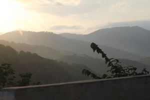 이제반 시골 풍경