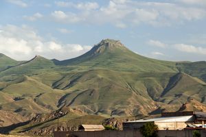 예게그나조르 근처 M-2 고속도로에서 본 풍경