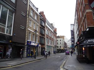 폴란드 스트리트 (Poland Street), 런던 소호 지구의 모습