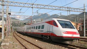 ETR 460 열차가 사프리에 있다.