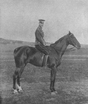 군복무 중 말을 탄 미하일