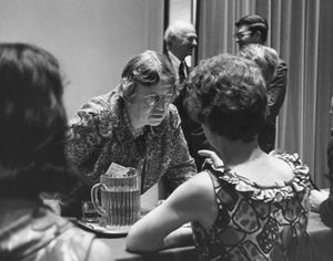 뉴욕 과학 아카데미에서의 미드(1968년)