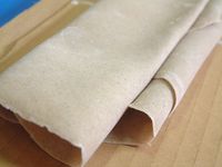 납작하게 펼친 소바 반죽