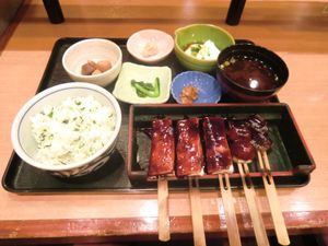 나메시 덴가쿠의 예. 아이치현 도요하시시의 음식점에서