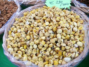 이탈리아 남부의 건조 밤