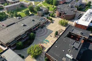 버펄로 주립 대학교의 쿼드